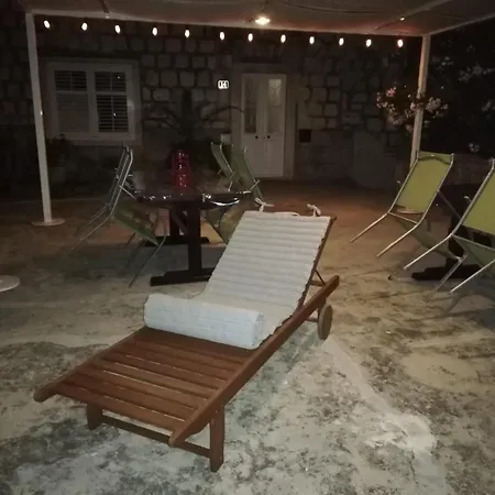 Appartement Stones Ii Sutivan