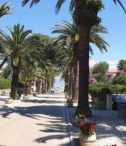 Apartment Stones Ii *